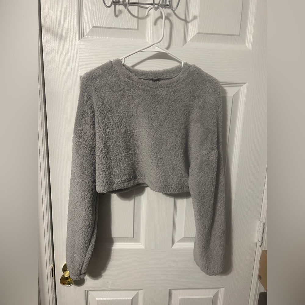 sweater cropped